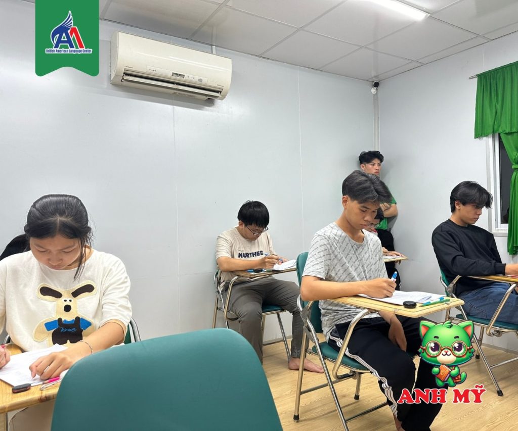 Hình 6: Lớp tiếng Anh thiếu niên (IELTS Juniors) dành cho các bạn thiếu niên từ 12 đến 16 tuổi có nhu cầu luyện thi IELTS ngay từ khi còn học THPT