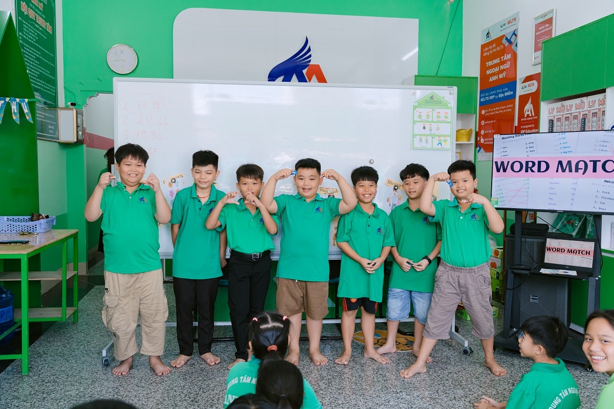 Tiếng Anh Thiếu Nhi