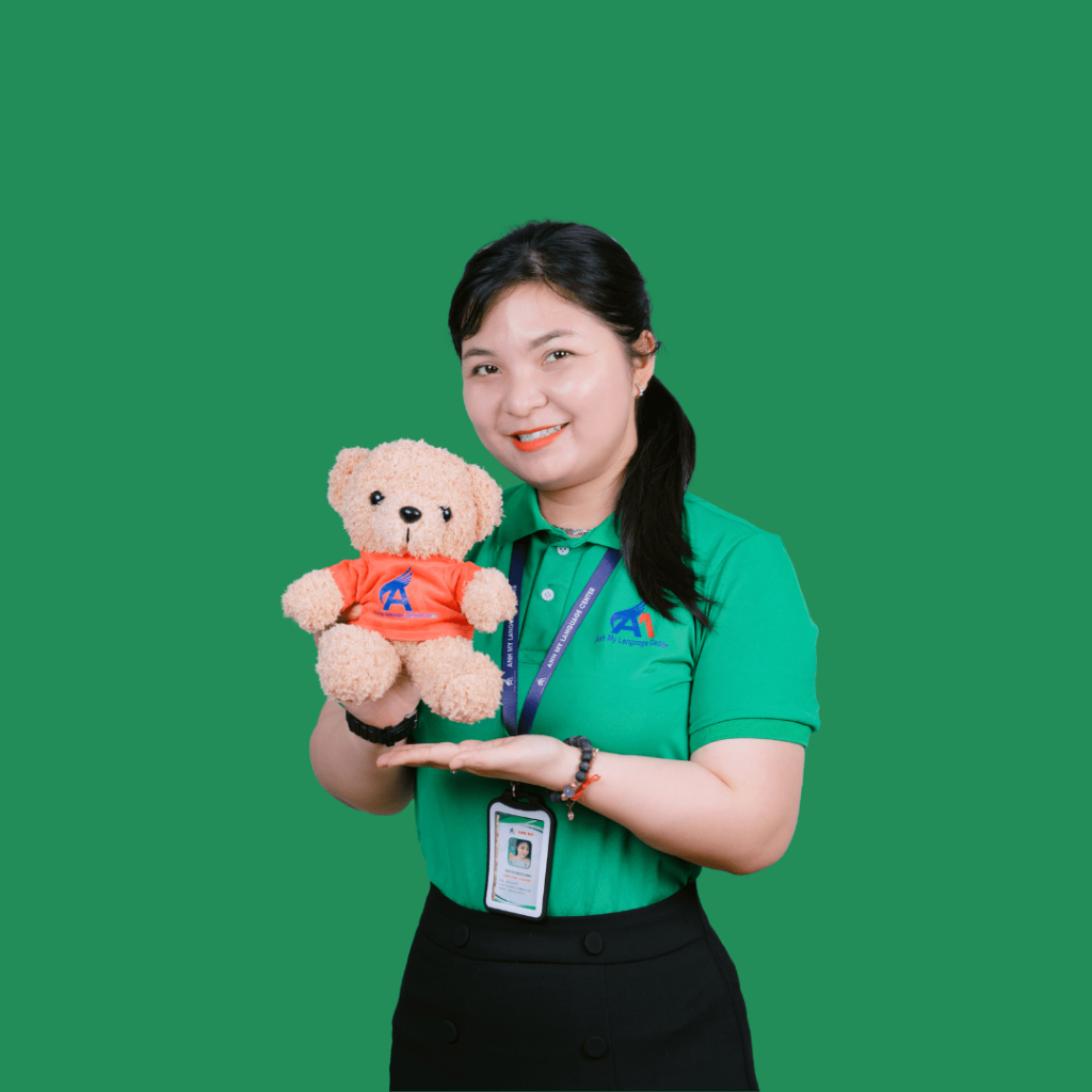 Cô Linda - Giáo viên tiếng Anh