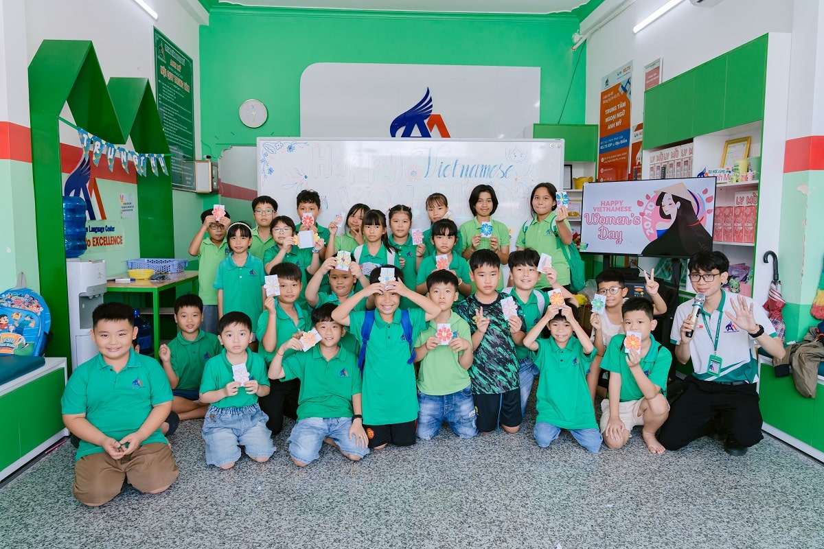 Ngoại khóa tiếng Anh tại Anh Mỹ Châu Phú