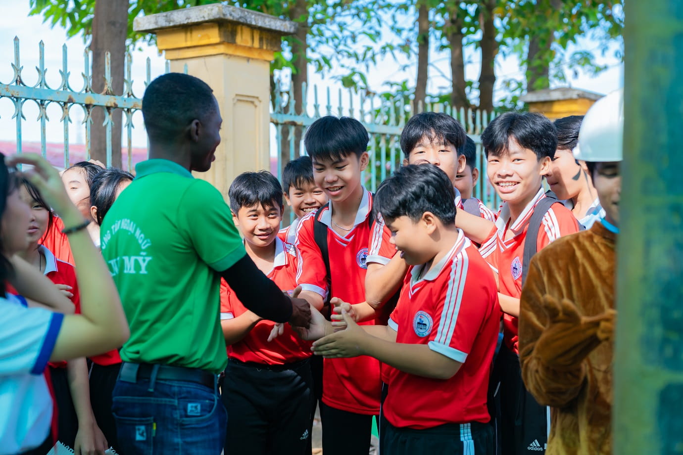 Hội thi Rung chuông vàng tại Phú Tân