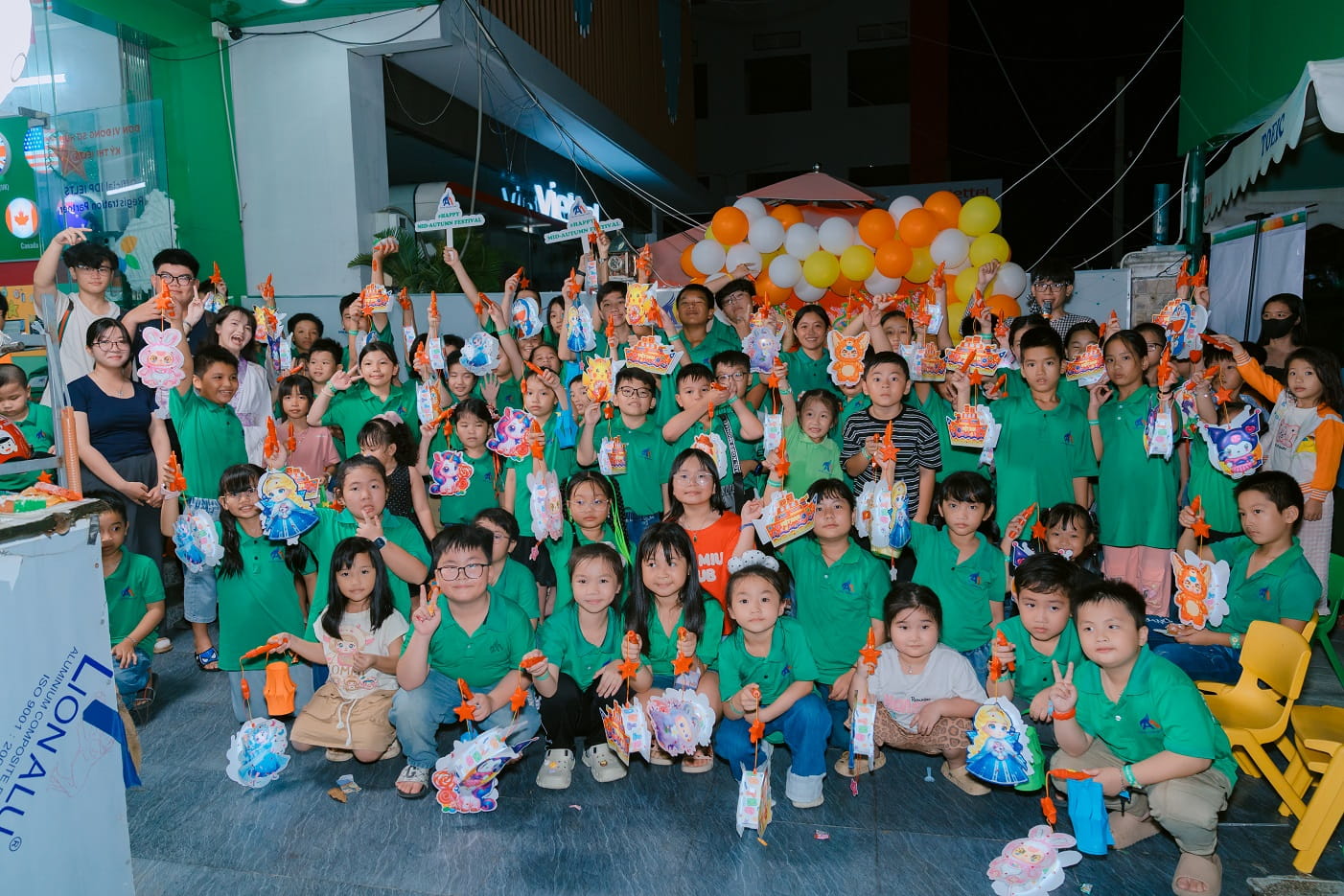 Ngoại khóa đón Tết Trung Thu cùng Anh Mỹ Châu Phú