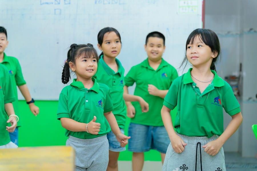 Vừa học vừa chơi