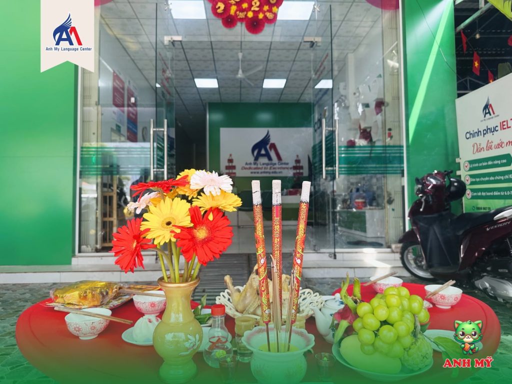Hình 4: Mâm lễ cúng khai trương đầu năm tại Trung Tâm Ngoại Ngữ Anh Mỹ Thường Phước.