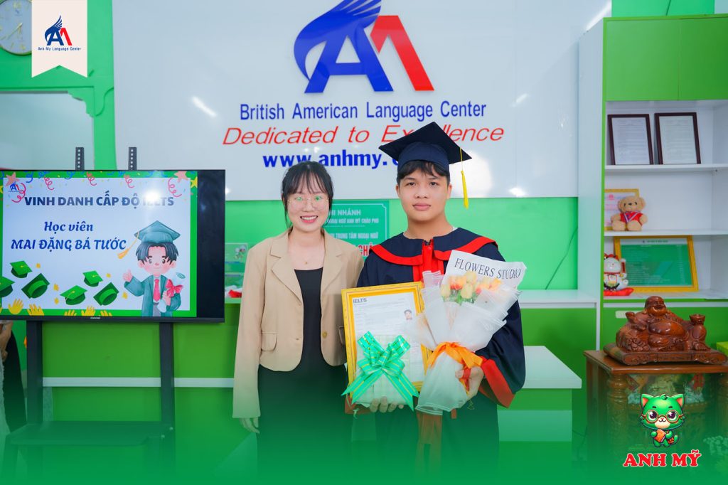 Hình 3: Chúc mừng Mai Đặng Bá Tước với thành tích IELTS xuất sắc