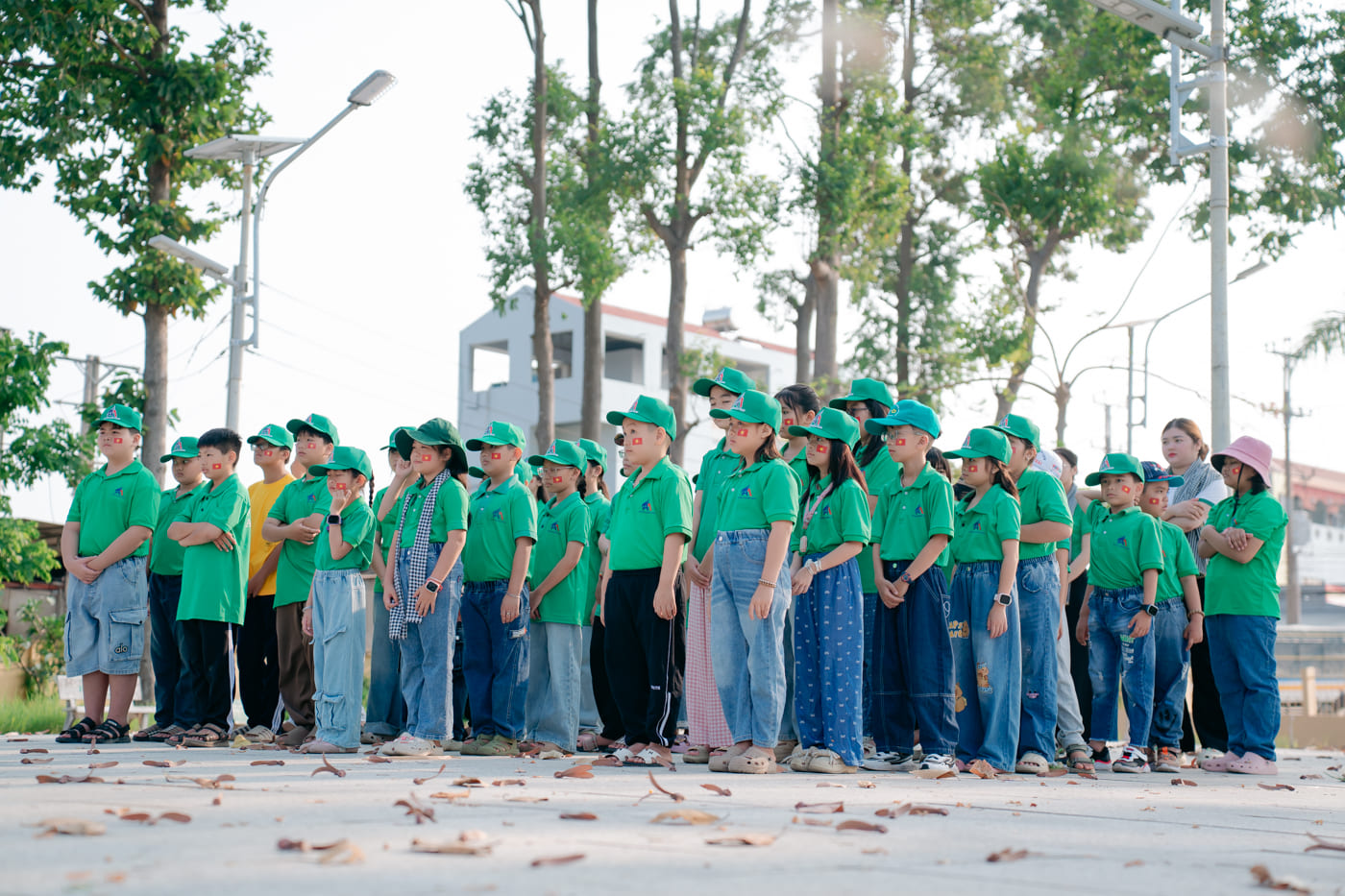 Cảm nhận hoạt động ngoại khóa tại nghĩa trang liệt sĩ Phú Tân, An Giang